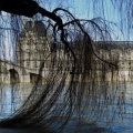 Le Louvre balayé par le temps