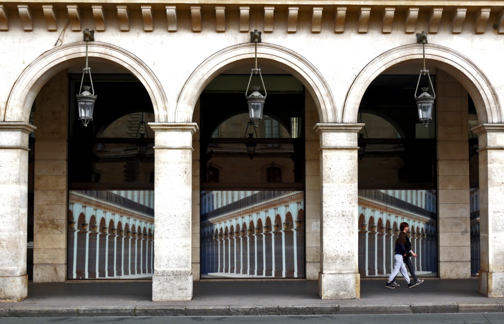 Rue de Rivoli en perspective
En toute modestie, cette photo m'évoque Piero della Francesca 