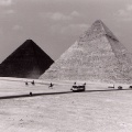 Pyramides noire et blanche
(aucun trucage)