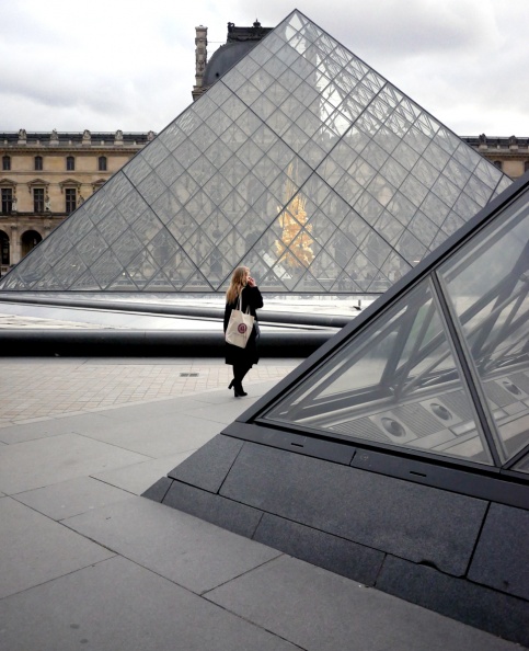 a Paris Le Louvre 358 ter mmm.jpg