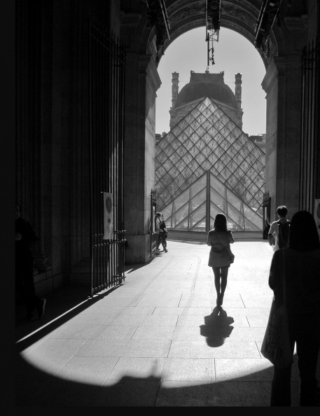 a Paris Quais Louvre 059 sixte nb mmm.jpg