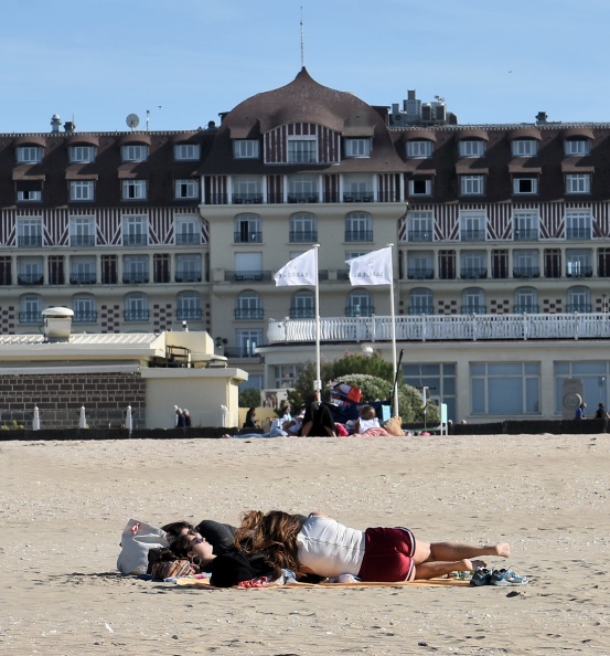 a Deauville Honfleur sept 23 NK 1426 bis 3 mmm.jpg